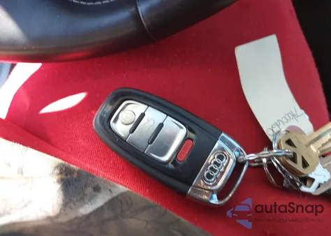 2015 Audi S8 4.0T из США, поврежденный, VIN WAUK2AFD0FN009776